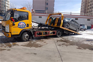 德安救援拖车费用怎么算